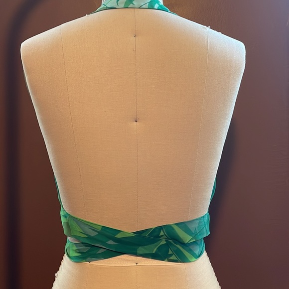 NWT BCBG MAXAZRIA V-Neck Halter Top ✨ - Picture 2 of 5